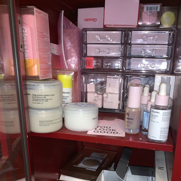 $150 MYSTERY SOL DE JANEIRO BOX FOR @nichole83pa - Picture 5 of 8